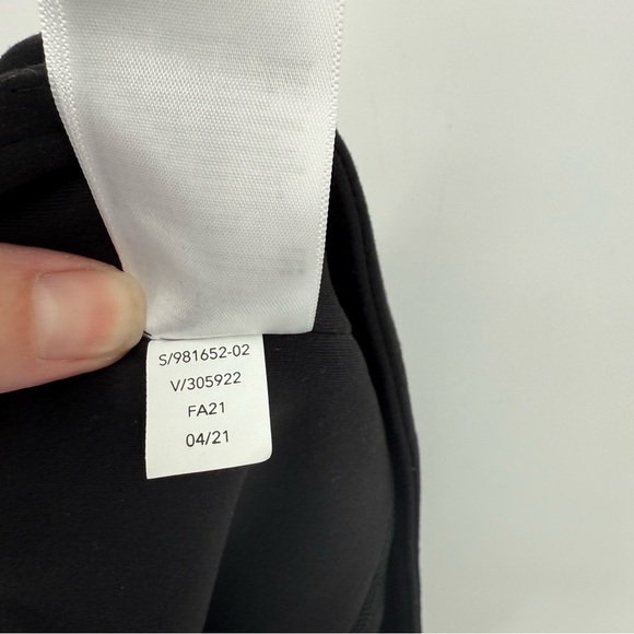 Athleta Elation Rib Trim 7/8 Tight in Black Grey Rib Size L - Picture 11 of 16